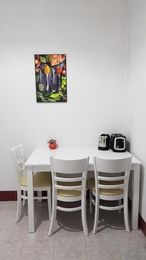 Chic Studio Homestay Hué Eksteriør billede